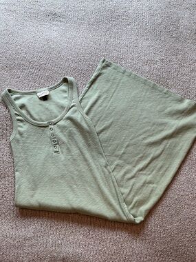 Universal Thread Sage Green Sleeveless Midi Dress EUC - size XS